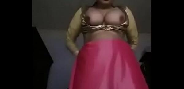  plz give me some more videos of this hot bhabhi